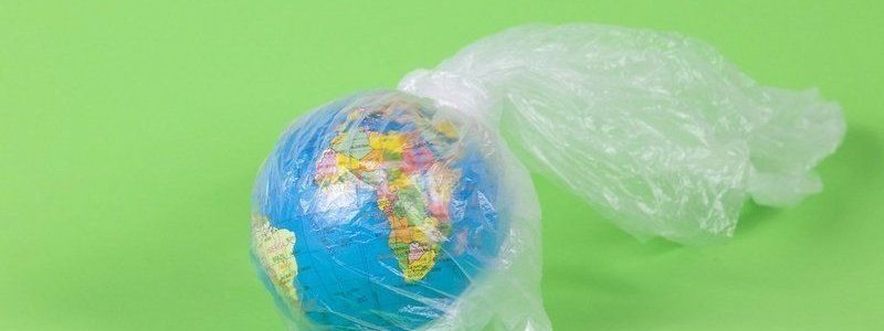 نفوذ میکروپلاستیک‌ها به اعماق اقیانوس‌ها، هوا و بدن انسان